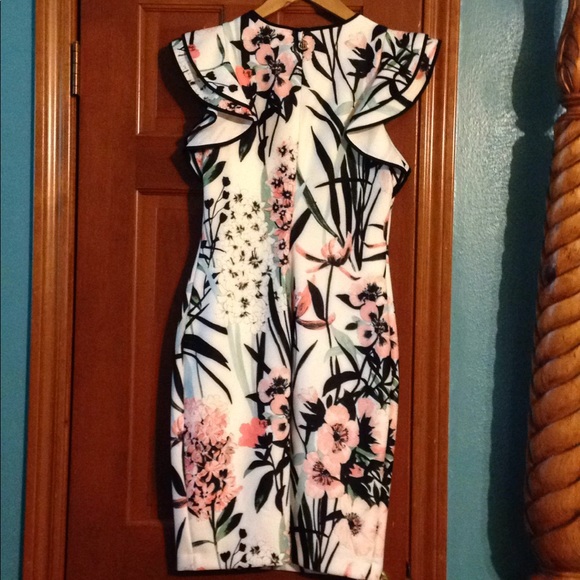 Tommy Hilfiger dress - floral print exotic 🌸💐 - Picture 3 of 5